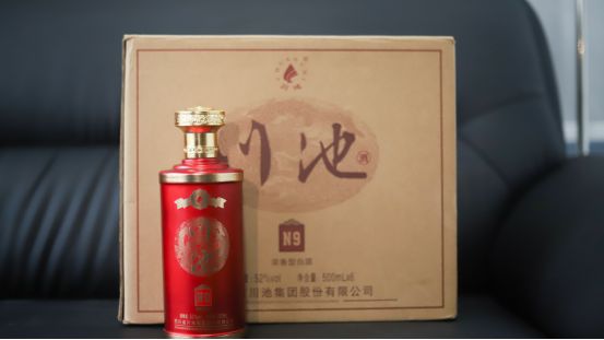 白酒1573最新價(jià)格表揭秘，市場(chǎng)走勢(shì)與價(jià)格動(dòng)態(tài)深度解析